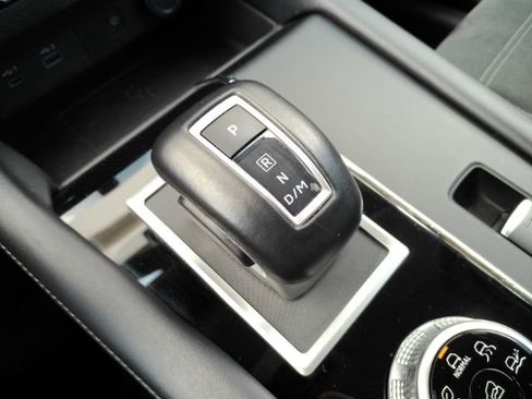 Used 2024 Mitsubishi Outlander FWD image 49