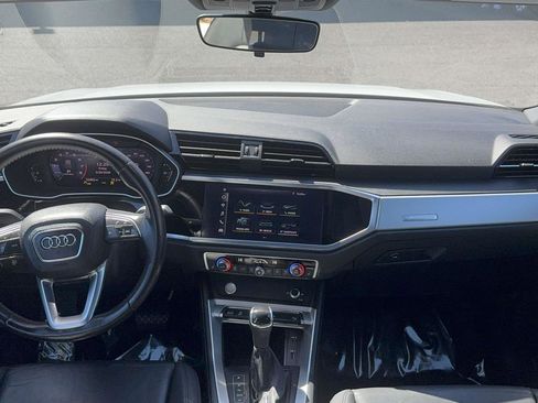 Used 2019 Audi Q3 2.0T Premium w/ Convenience Package AWD/4WD image 31