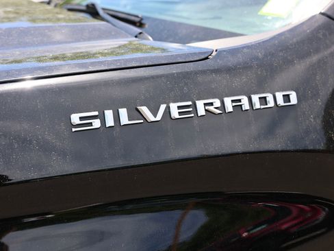 Used 2023 Chevrolet Silverado 1500 Custom AWD/4WD image 11