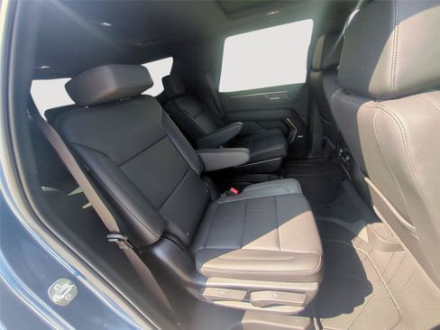 Used 2025 Chevrolet Tahoe LT w/ Comfort Package AWD/4WD image 34