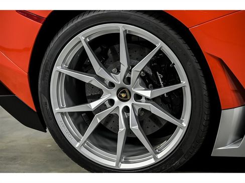Used 2017 Lamborghini Aventador LP 700-4 AWD/4WD image 24