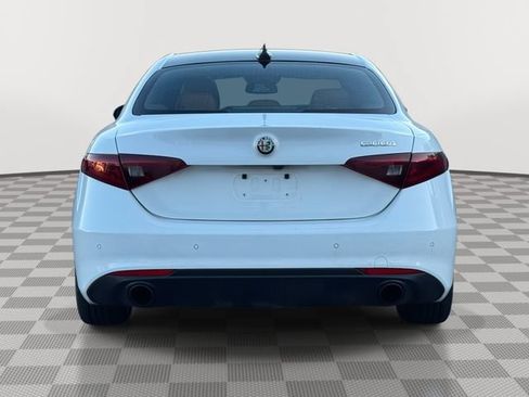 Used 2023 Alfa Romeo Giulia Ti RWD image 7