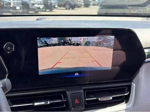 Used 2024 Chevrolet TrailBlazer LS FWD image 23