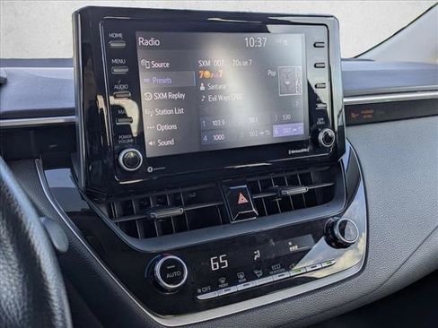 Used 2022 Toyota Corolla LE image 13