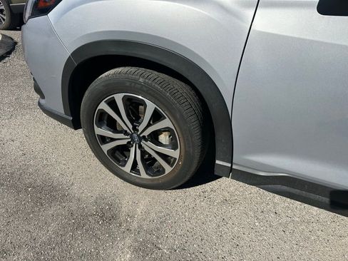 Used 2024 Subaru Forester Limited image 11