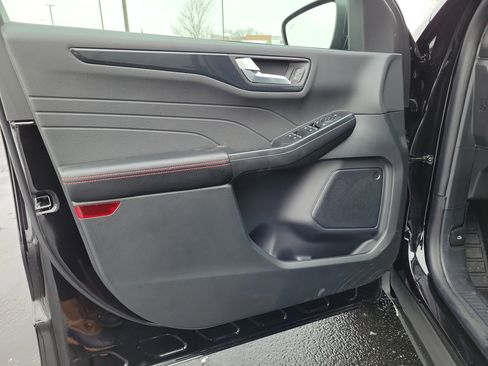 New 2026 Ford Escape ST-Line w/ Tech Pack #1 image 15