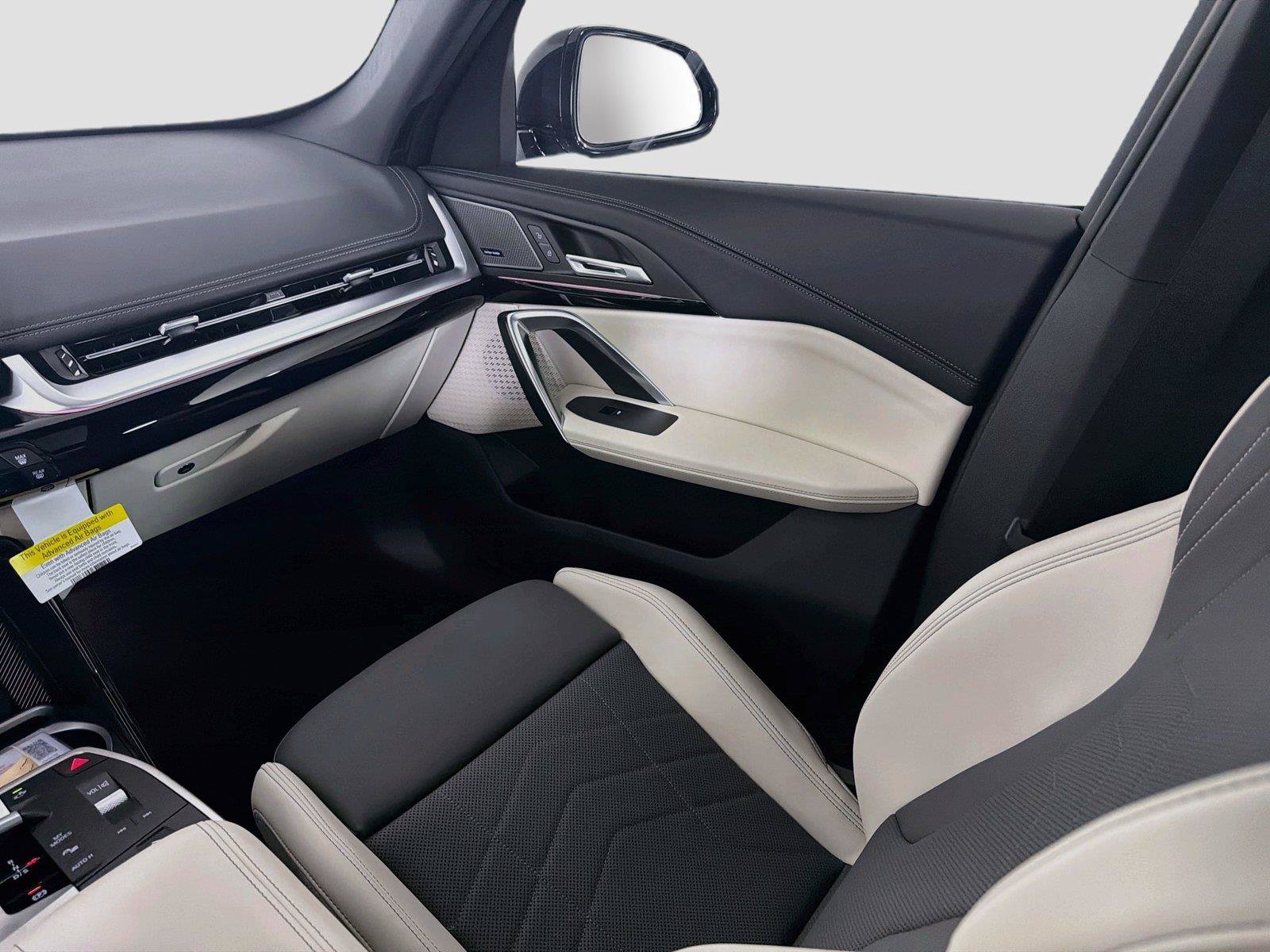 New 2027 BMW X1 xDrive28i AWD/4WD image 24