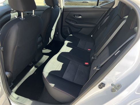 New 2025 Nissan Sentra SR image 17