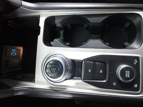 Certified 2024 Ford Explorer XLT image 20