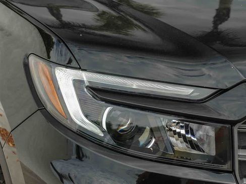 Used 2023 Honda Passport TrailSport image 4