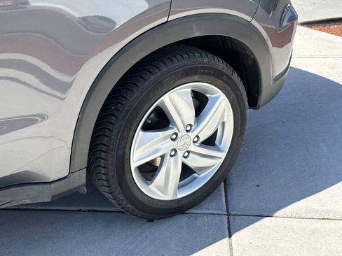 Used 2019 Honda HR-V EX image 8