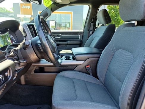 Used 2023 RAM 1500 Big Horn AWD/4WD image 9