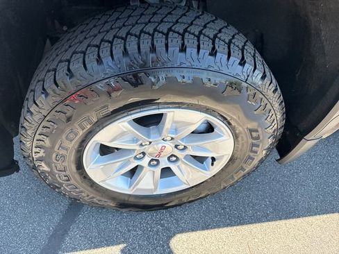 Used 2025 GMC Sierra 1500 Pro w/ Pro Value Package AWD/4WD image 30