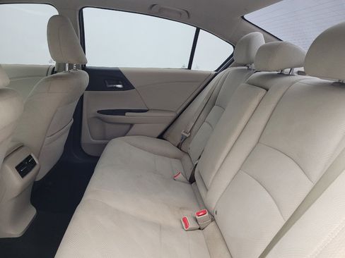 Used 2017 Honda Accord EX image 18