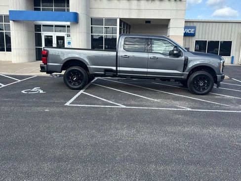 Used 2025 Ford F350 Lariat w/ Black Appearance Package AWD/4WD image 1