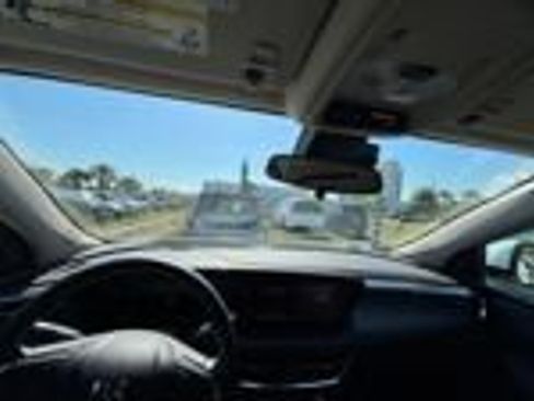 Used 2025 Buick Encore GX Preferred FWD image 25