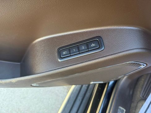 Used 2016 GMC Yukon XL Denali w/ Open Road Package image 32