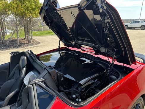 Used 2024 Chevrolet Corvette Stingray Preferred Conv w/ Z51 Performance Package image 12