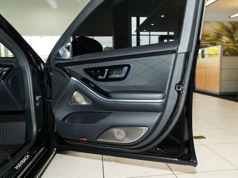 Certified 2022 Mercedes-Benz Maybach S 580 4MATIC image 53