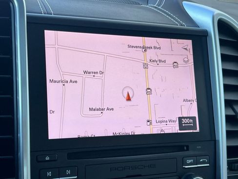 Used 2017 Porsche Cayenne S image 25