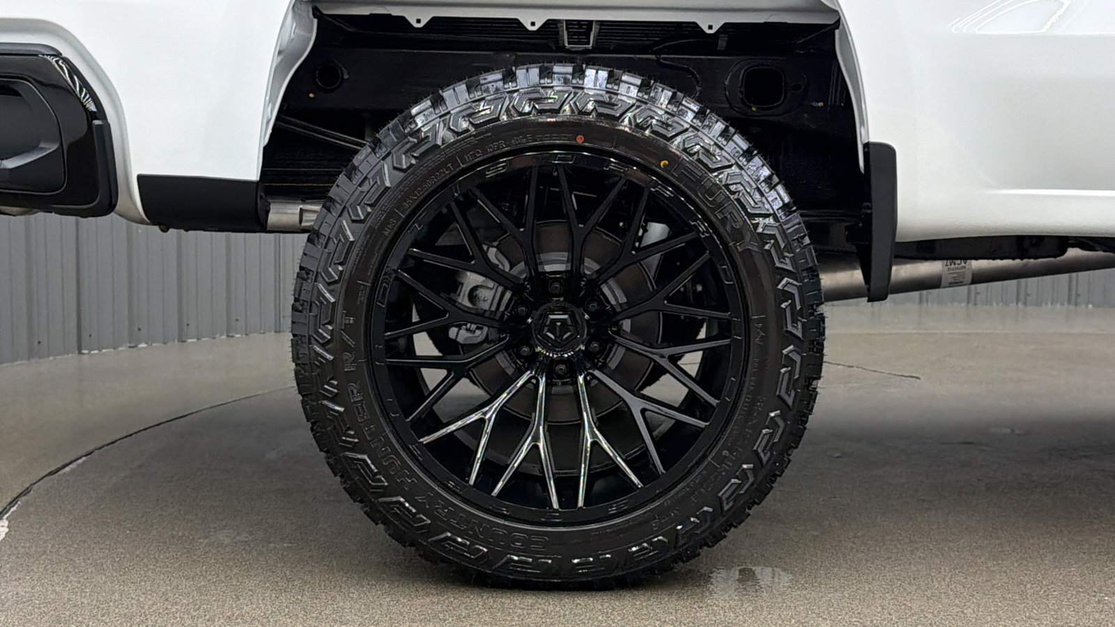 Used 2026 Chevrolet Silverado 1500 LT Trail Boss AWD/4WD image 11