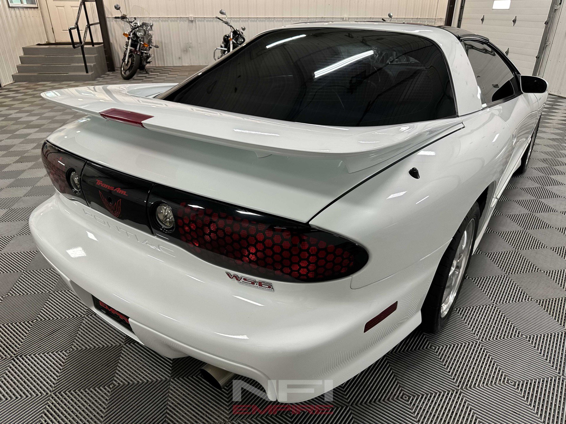 Used 2002 Pontiac Firebird Formula RWD image 8