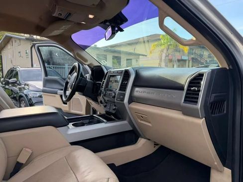 Used 2019 Ford F250 XL w/ Power Equipment Group AWD/4WD image 10