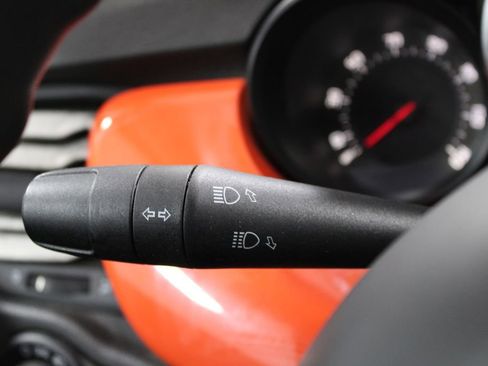 Used 2016 FIAT 500X Pop image 32