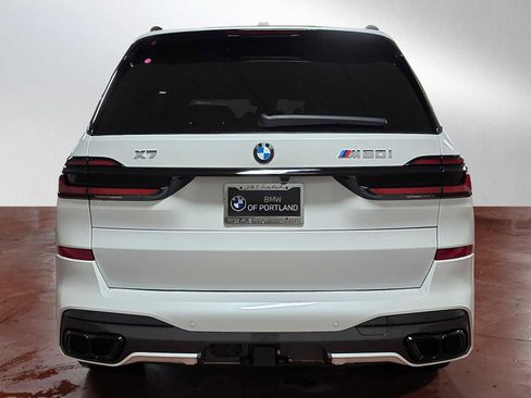 New 2026 BMW X7 M60i image 4