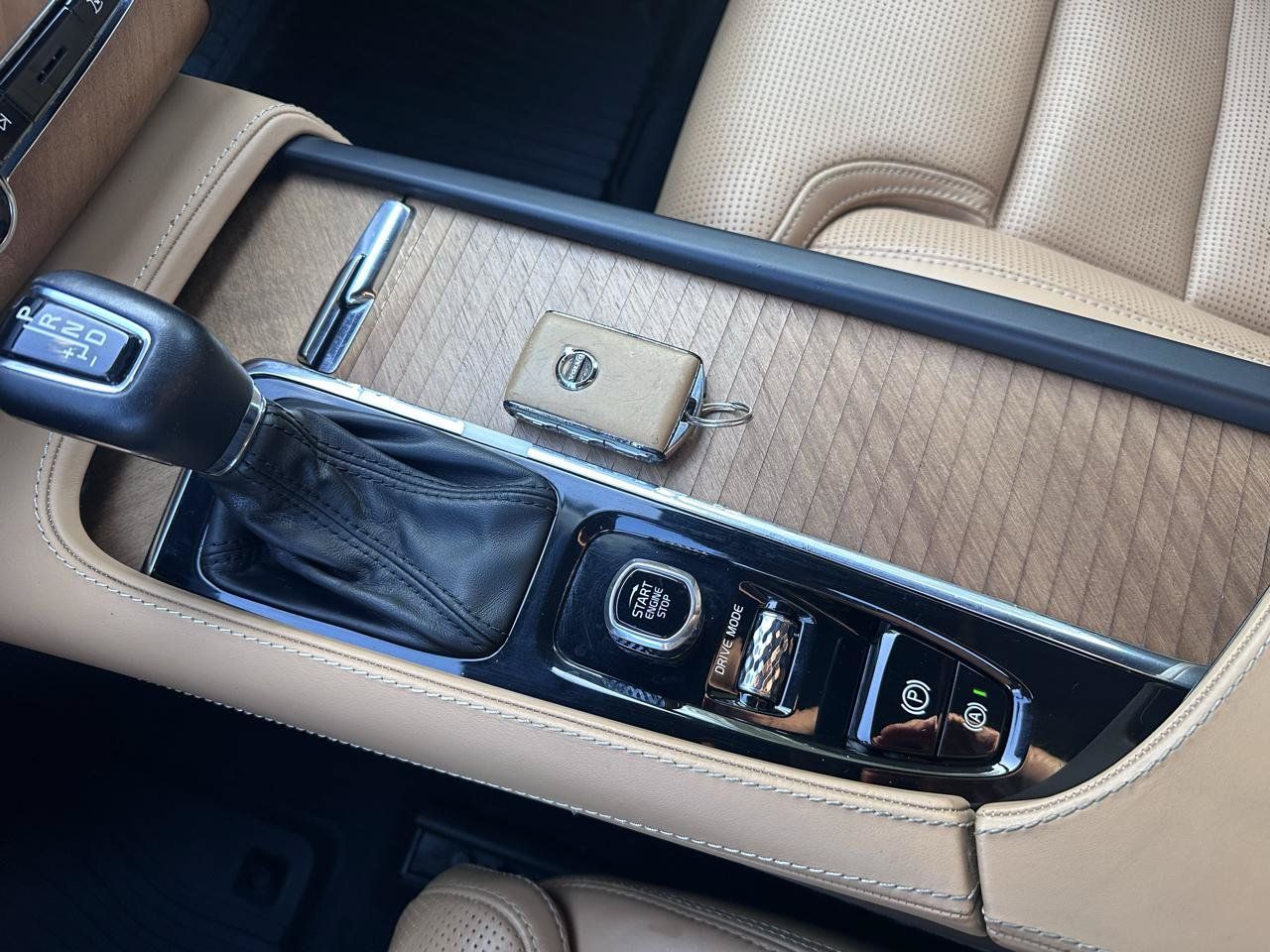 Used 2018 Volvo XC90 T6 Inscription w/ Luxury Package AWD/4WD image 33