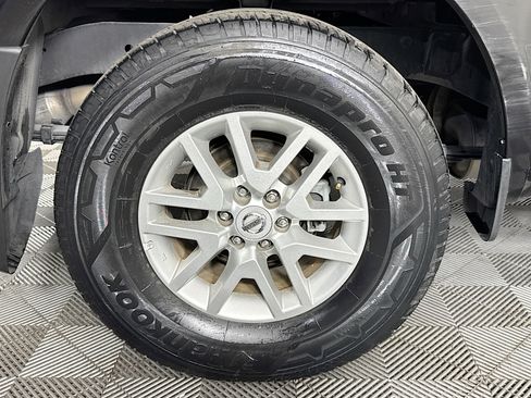 Used 2021 Nissan Frontier SV w/ SV Utility Package image 52