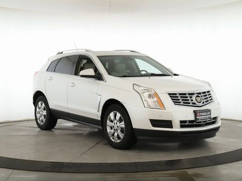 Used 2016 Cadillac SRX Luxury w/ Driver Awareness Package image 2