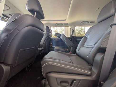 New 2026 INFINITI QX80 Luxe w/ Cargo Package image 15