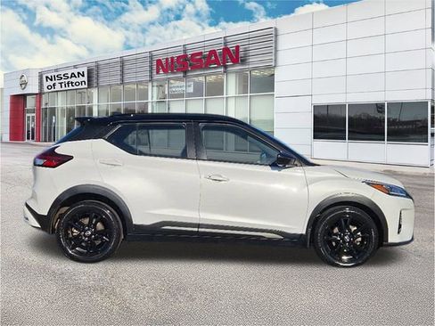 Certified 2024 Nissan Kicks SR image 8