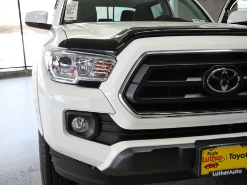 Certified 2023 Toyota Tacoma SR5 image 17