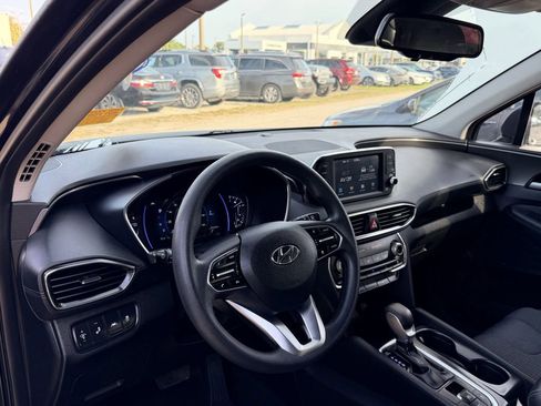 Used 2019 Hyundai Santa Fe SEL image 19