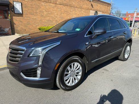 Used 2018 Cadillac XT5 FWD image 3