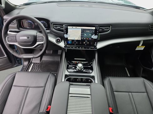 New 2026 Jeep Grand Wagoneer Limited AWD/4WD image 9