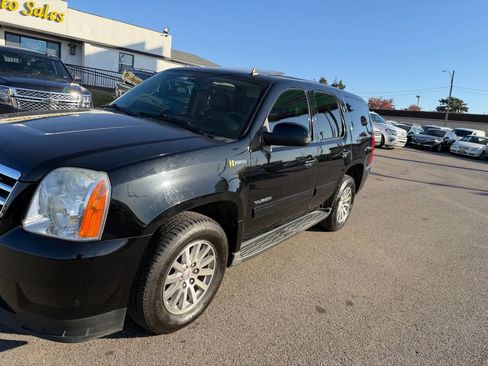 Used 2012 GMC Yukon 4WD Hybrid image 35