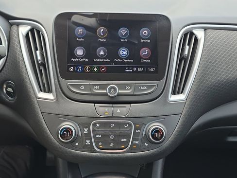 Used 2023 Chevrolet Malibu LT FWD image 21