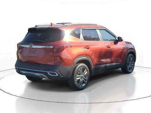 Used 2021 Kia Seltos S FWD image 4