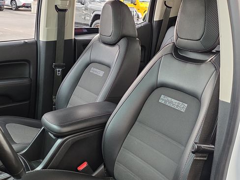 Used 2018 GMC Canyon All Terrain w/ Trailering Package AWD/4WD image 11