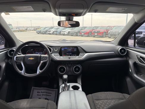 Used 2021 Chevrolet Blazer LT image 16