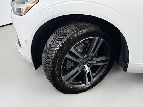 Used 2019 Volvo XC60 T6 Momentum w/ Premium Package AWD/4WD image 38