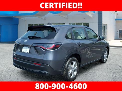 Used 2024 Honda HR-V LX image 3