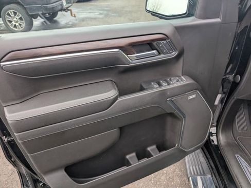Used 2023 GMC Sierra 1500 SLT w/ SLT Premium Plus Package image 16
