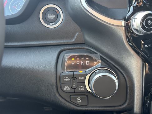 New 2026 RAM 1500 Big Horn AWD/4WD image 24