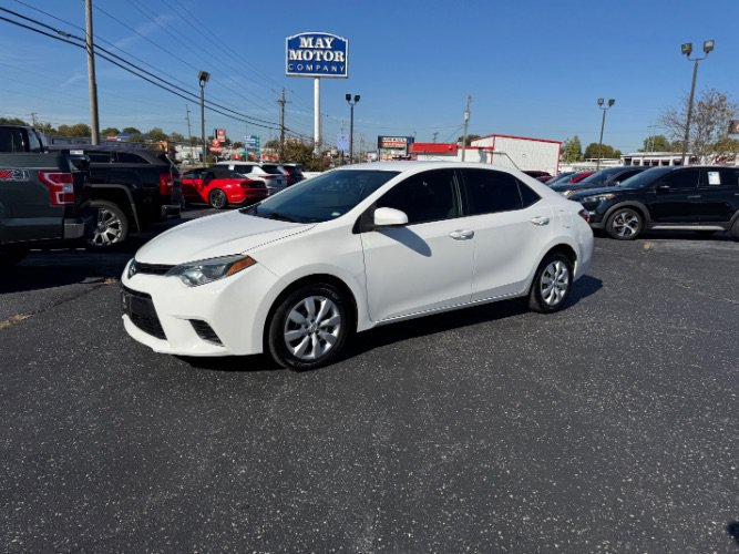 Used 2015 Toyota Corolla LE FWD image 1