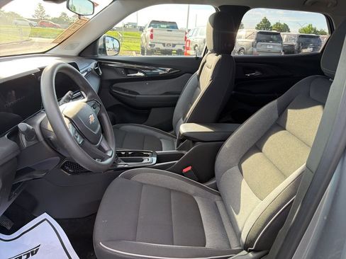 Certified 2024 Chevrolet TrailBlazer LT FWD image 16