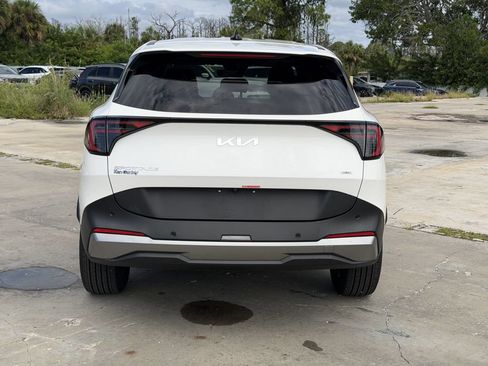 Certified 2026 Kia Sportage S AWD/4WD image 5